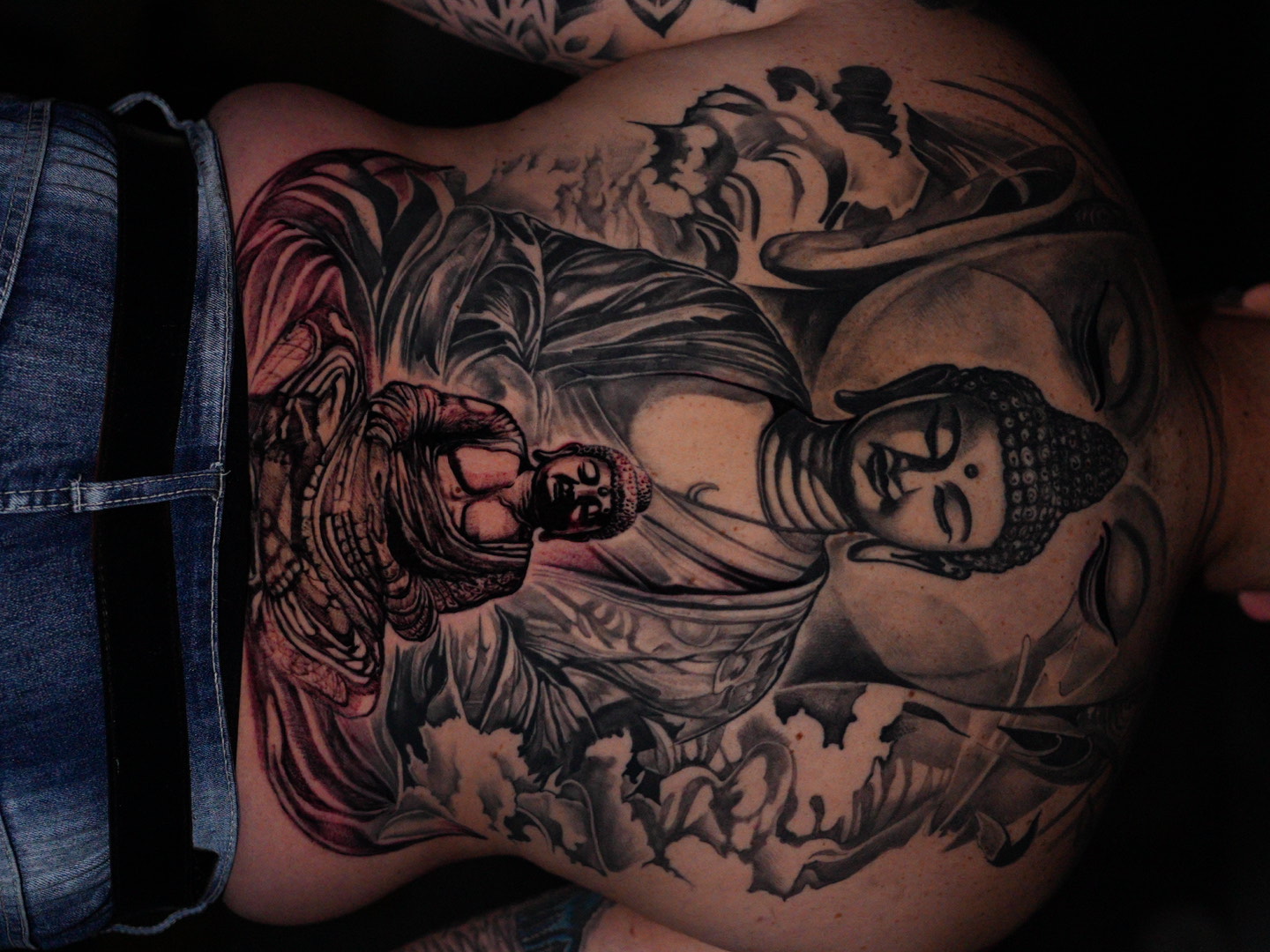 Buda — tatuaje black and gray de Kozo