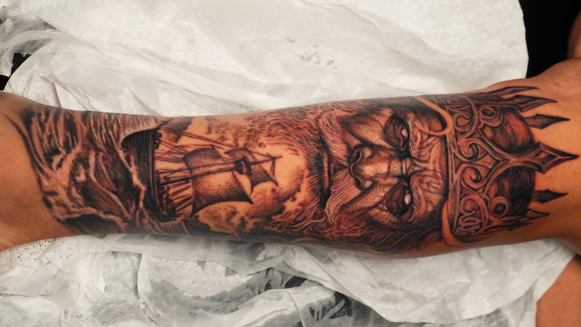 Poseidón — tatuaje black and gray de Kozo