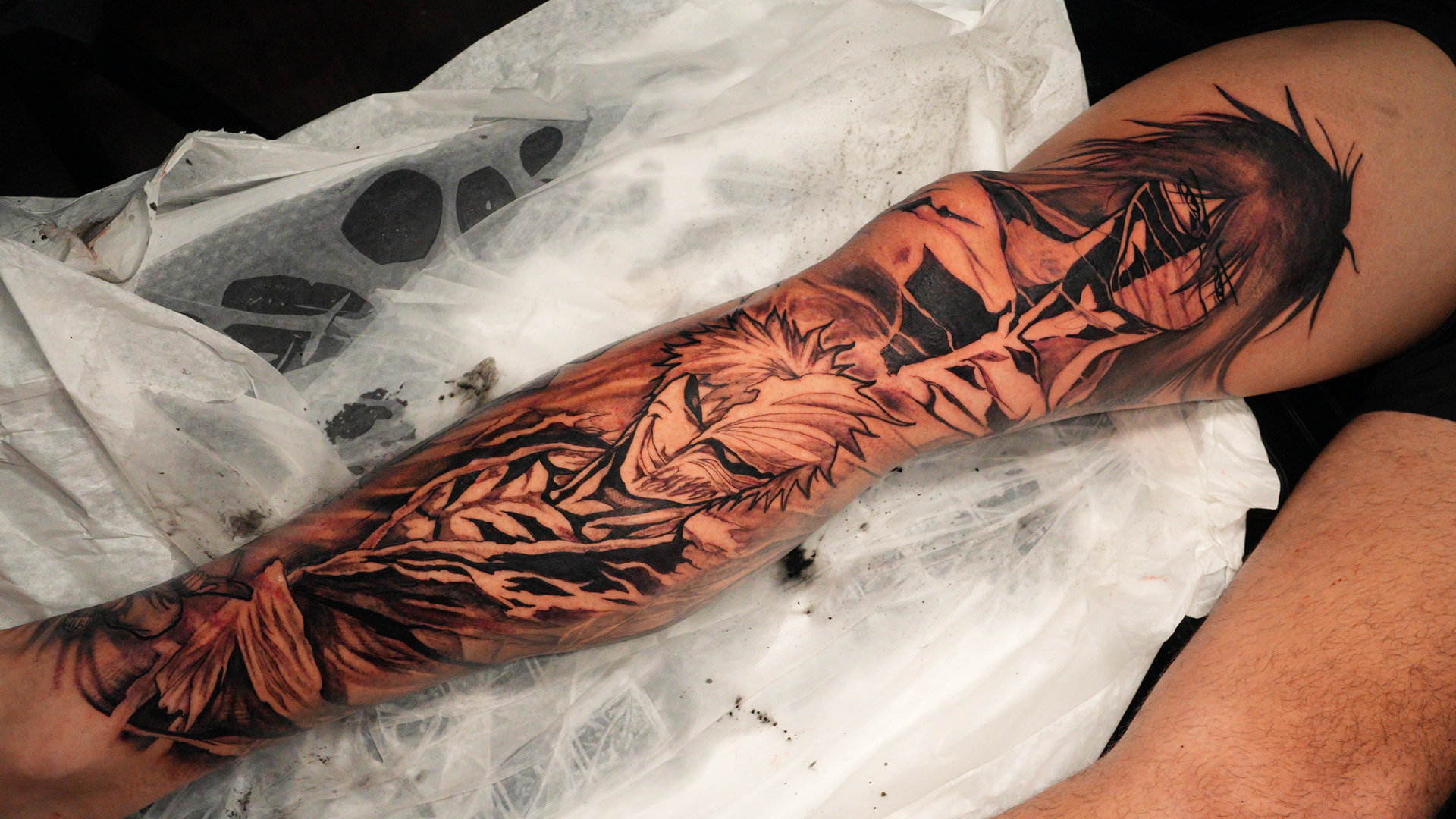 Anime — tatuaje black and gray de Kozo