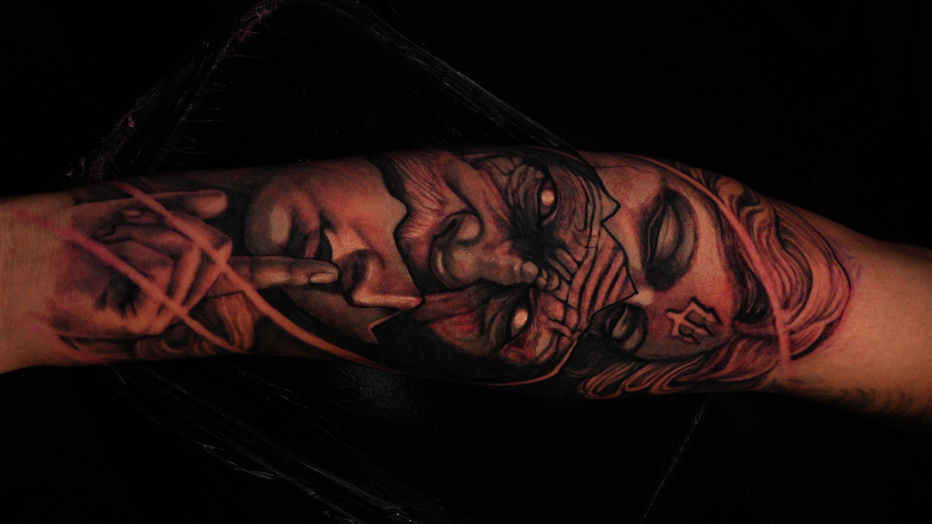 Silencio — tatuaje black and gray de Kozo